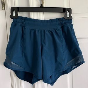 Lululemon 4” Hotty Hot Shorts, size 2, blue
